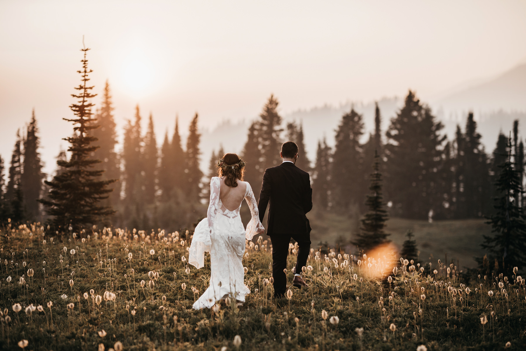 Intimate Mountaintop Sunset Elopement – Mazama Ridge, Mount Rainier -  athenaandcamron.com